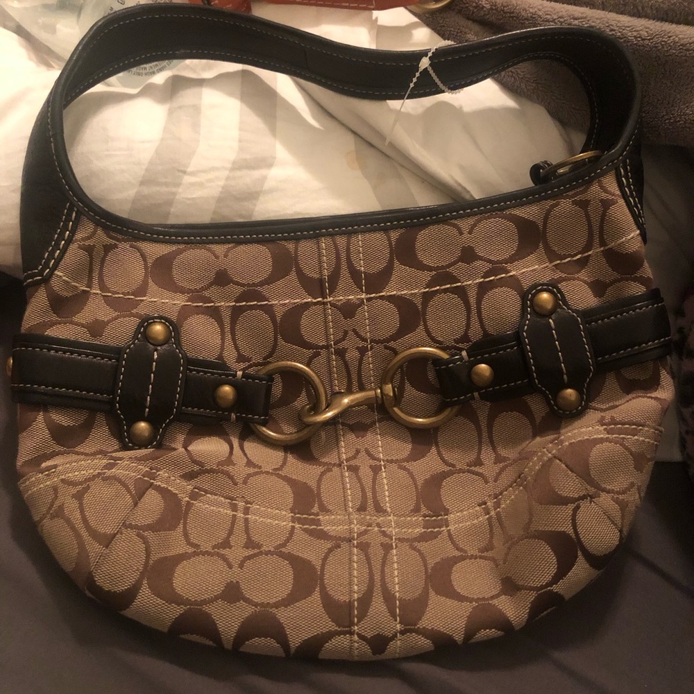 Authentic coach shoulder purse